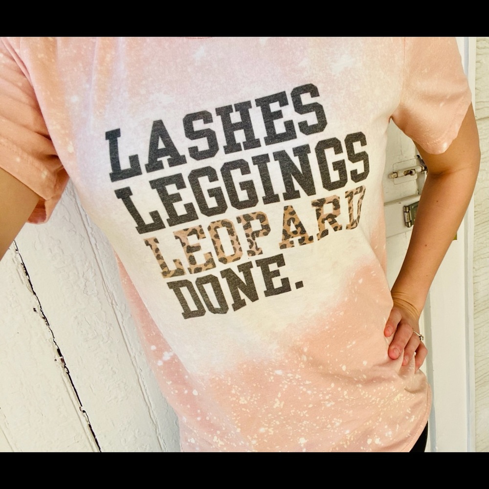 Lashes leggings leopard done tee
